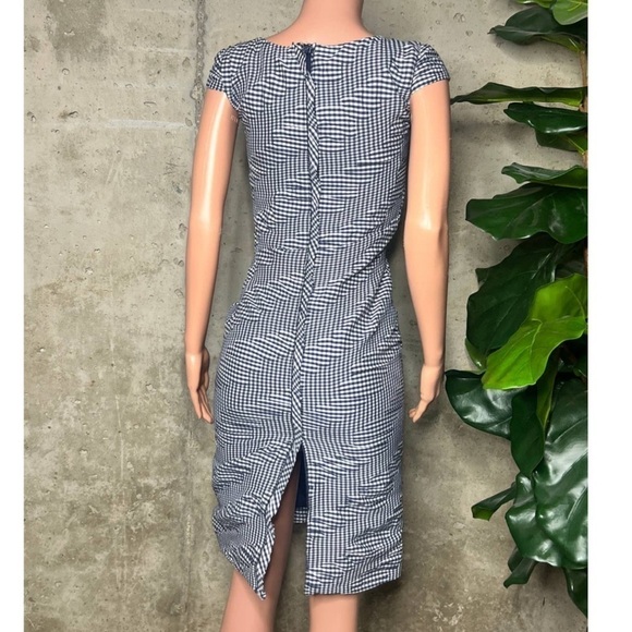NWT OSCAR DE LA RENTA  Navy and White Check Cap Sleeve Dress Sz 8 - Picture 13 of 14